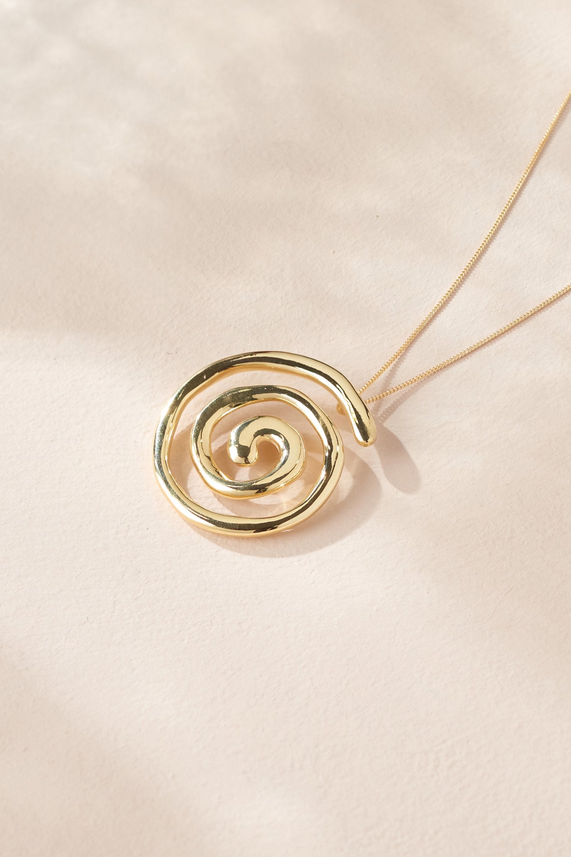 Spiral Necklace – by ren