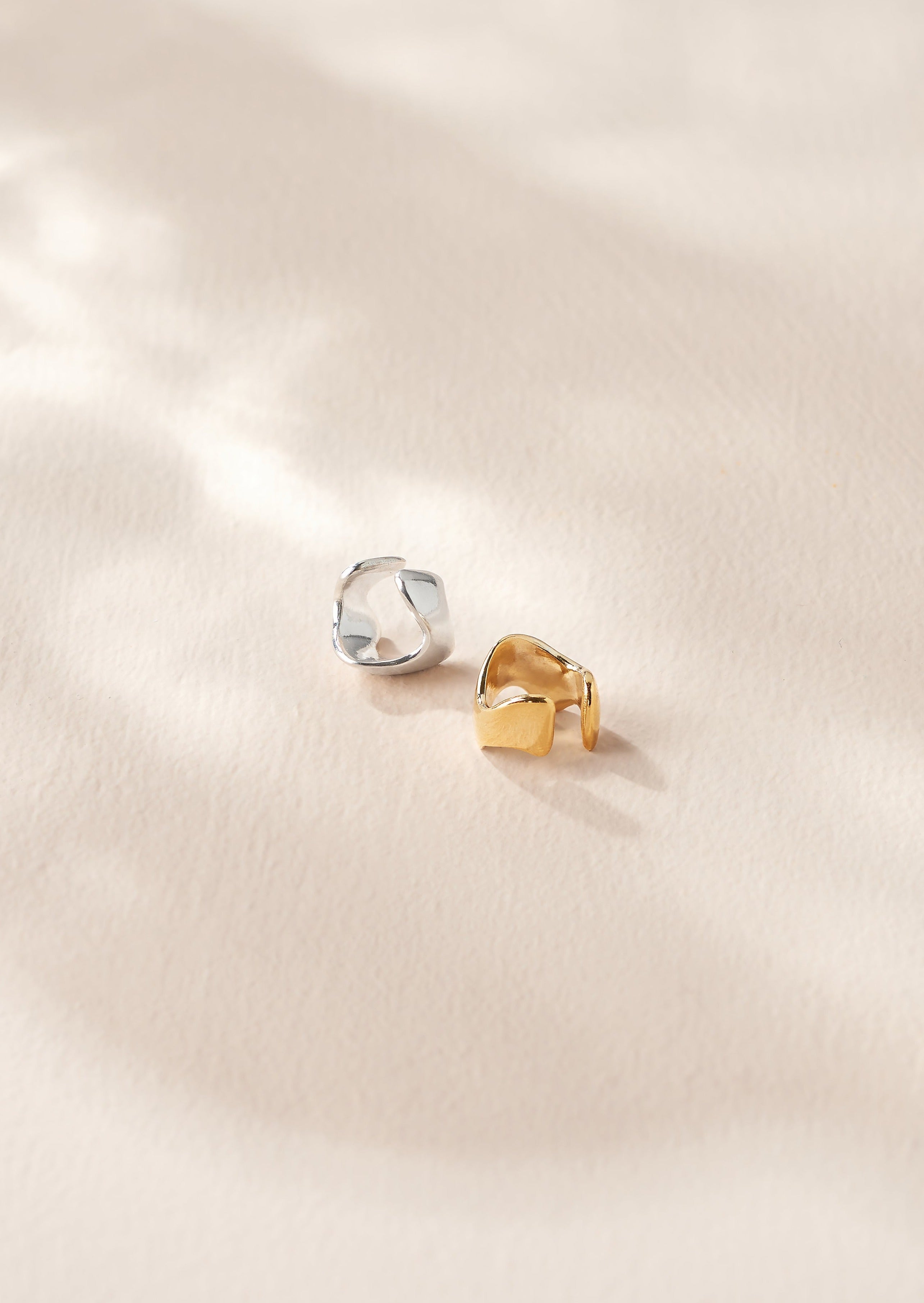 ◎reinheart◎ Wave chian earcuff Wave Ear Cuff – by ren